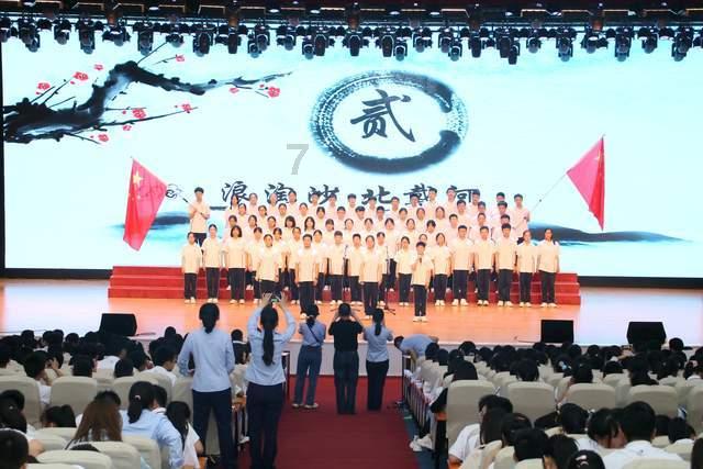 她13岁嫁人，婚后9年没怀孕，把老公告上法庭，38岁改嫁国军少校